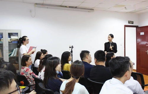 以禮儀為服務(wù)添翼，塑造卓越職場形象